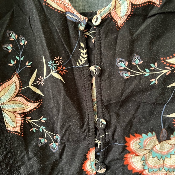 American Rag top - Picture 3 of 5